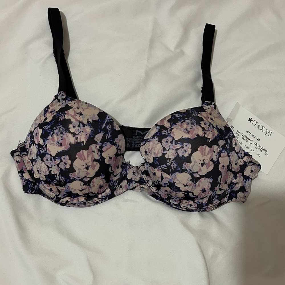 NWT Maidenform Black Floral Bra